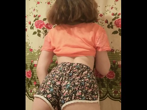 ❤️ Nena jove sexy despullant-se els pantalons curts davant la càmera ☑ Vídeo de sexe a nosaltres ca.sexvideosex.top ﹏