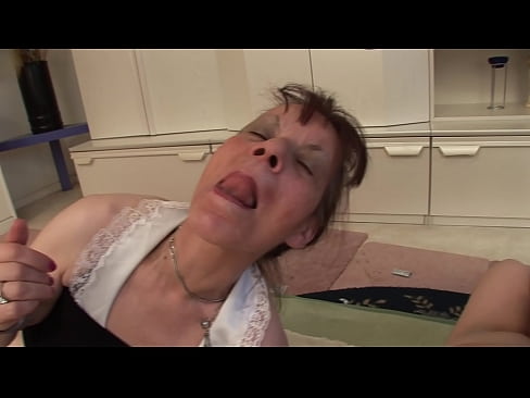 ❤️ Dues àvies i un avi fan un trio ☑ Vídeo de sexe a nosaltres ca.sexvideosex.top ﹏