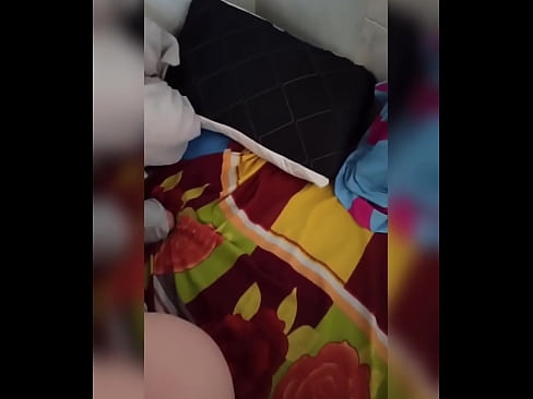 ❤️ La meva companya de pis es queda sola a casa perquè el seu marit se'n va de vacances i jo aprofito per follar-la i omplir-li el cul de llet ☑ Vídeo de sexe a nosaltres ca.sexvideosex.top ﹏