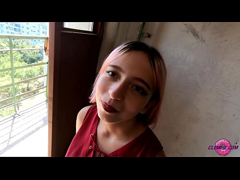 ❤️ Student Sensual xucla un desconegut a l'Outback - Cum a la cara ☑ Vídeo de sexe a nosaltres ca.sexvideosex.top ﹏